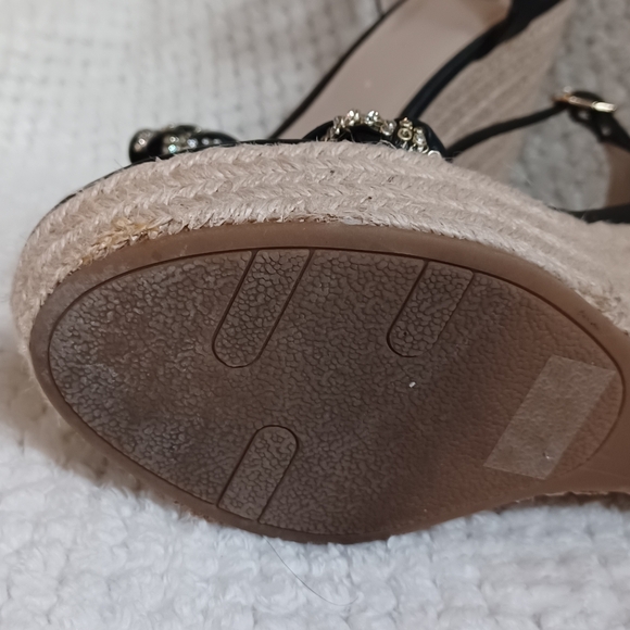 Fergalicious Wedge black silver and gems buckle open toe sandle women size 9 - Picture 4 of 12